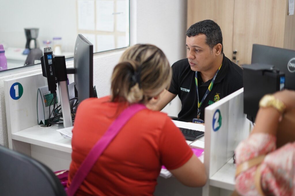 Sine Amazonas divulga 265 vagas de emprego para esta quarta-feira 2 ATENDIMENTO SINEAM 1 1024x682 1