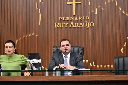 Em atenção à solicitação de Roberto Cidade, operadora Claro instala telefonia móvel em Santo Antônio do Matupi, distrito de Manicoré
