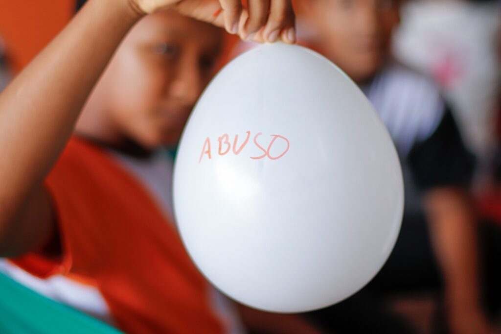Ações de combate à violência sexual contra crianças e adolescentes do Governo do Amazonas identificaram 73 casos 2 Foto Lincoln Ferreira Sejusc Palestras escolas 2 1024x682 1