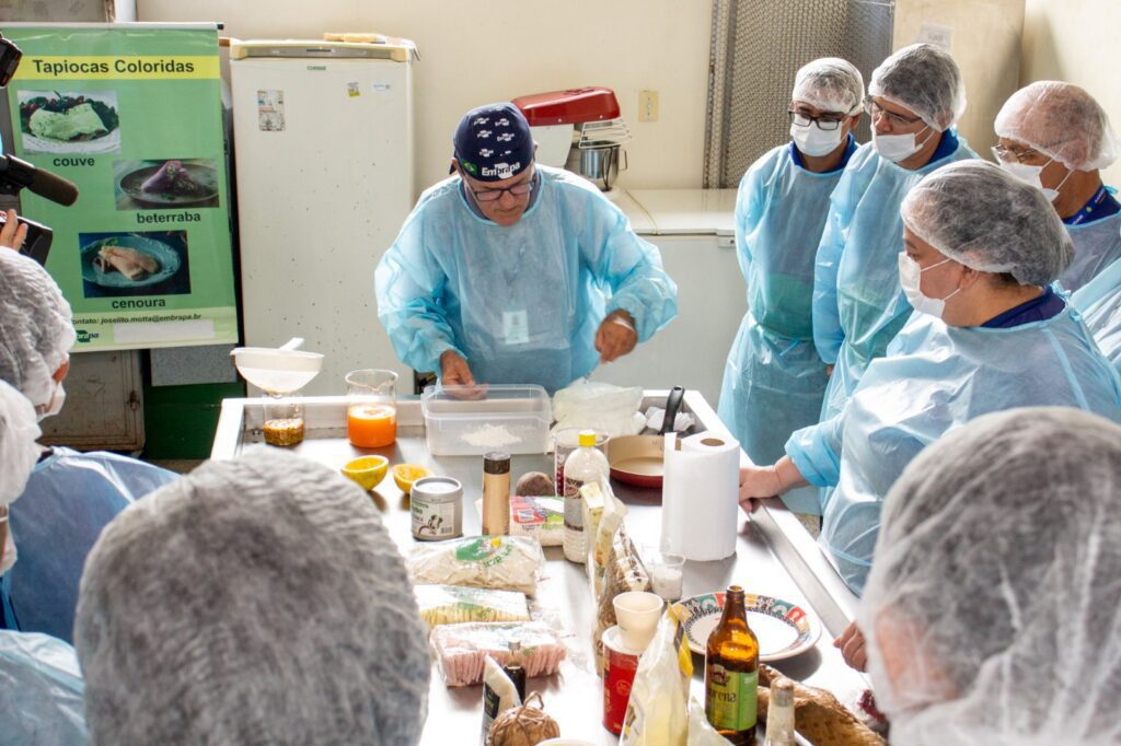 Técnicos e produtores rurais: Idam contabiliza mais 17 mil capacitações em 2023 2 Idam Capacitacoes em 2023 Fotos Arquivo Idam 2 1024x682 1