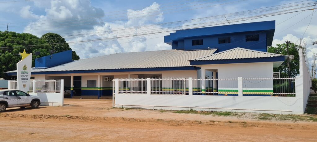 PC-AM e PMAM prendem indivíduo e apreendem adolescentes envolvidos em duplo homicídio de padrasto e enteada em Itacoatiara 2 PCAM FACHADA DELEGACIA DE ITACOATIARA FOTO ERLON RODRIGUES 1024x461 1