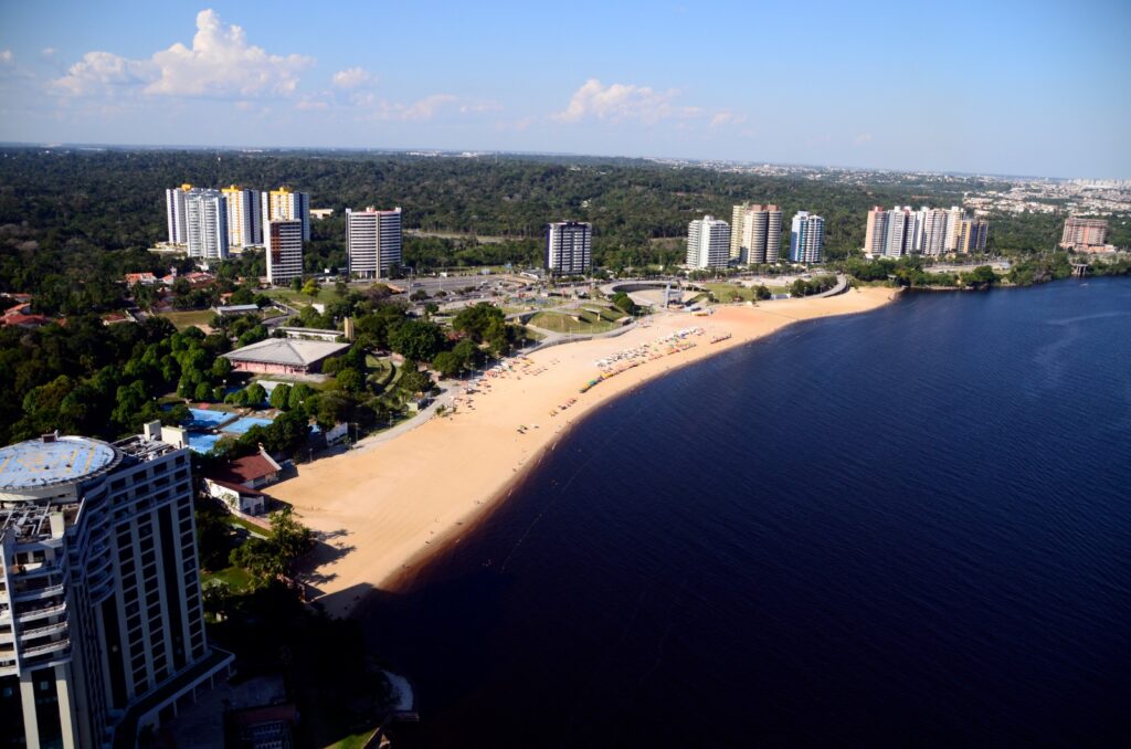 Manaus é a terceira capital do Brasil na preferência de turistas estrangeiros em 2024, aponta Embratur 3 Amazonastur PONTA NEGRA FOTO JANAILTON FALCAO 1024x678 1