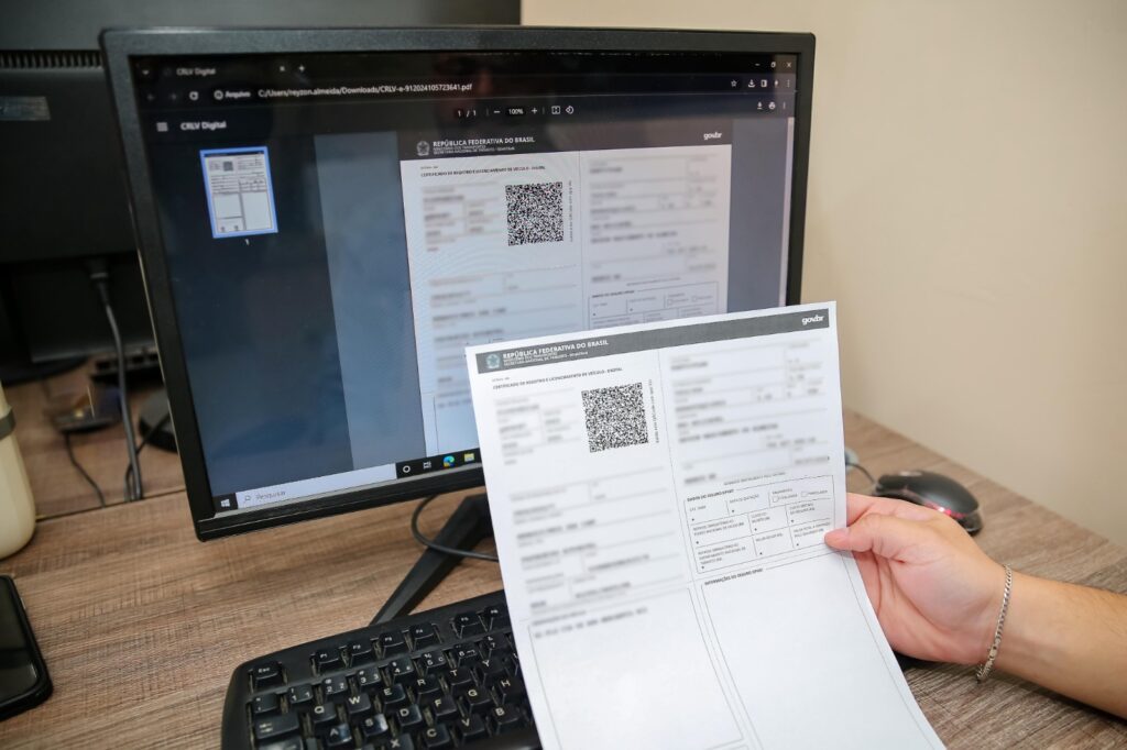 Detran Amazonas divulga calendário com novos prazos para Licenciamento Anual de Veículos 2 Detran AM CRLV E 1024x682 1