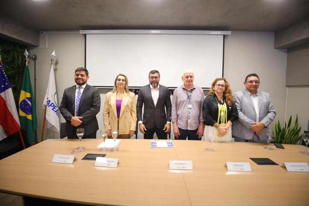 Wilson Lima lança novos editais da Fapeam e destaca aportes de mais de R$ 634 milhões em CT&I nos últimos cinco anos 2 Fotos Diego Peres Secom 1 1024x683 1