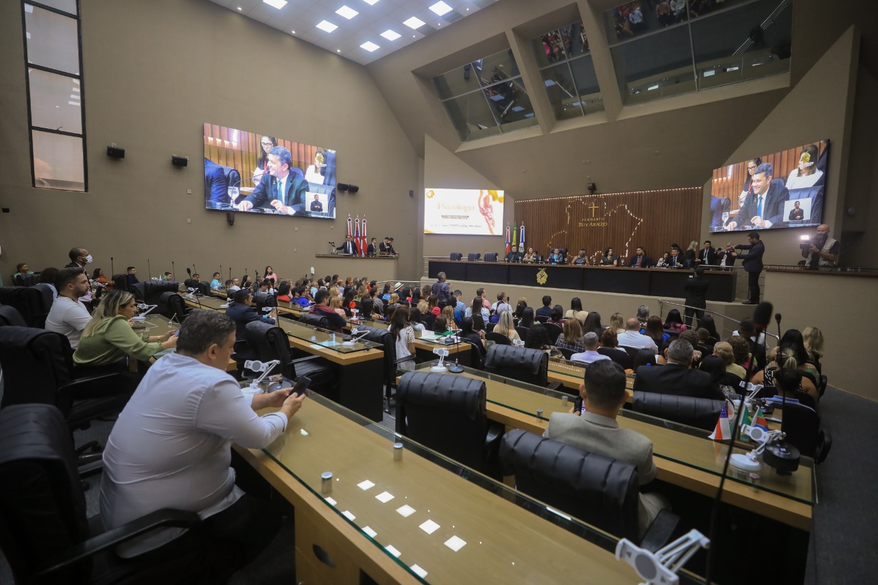 Janeiro Branco Leis produzidas pela Assembleia Legislativa do Amazonas chamam atencao para a saude mental