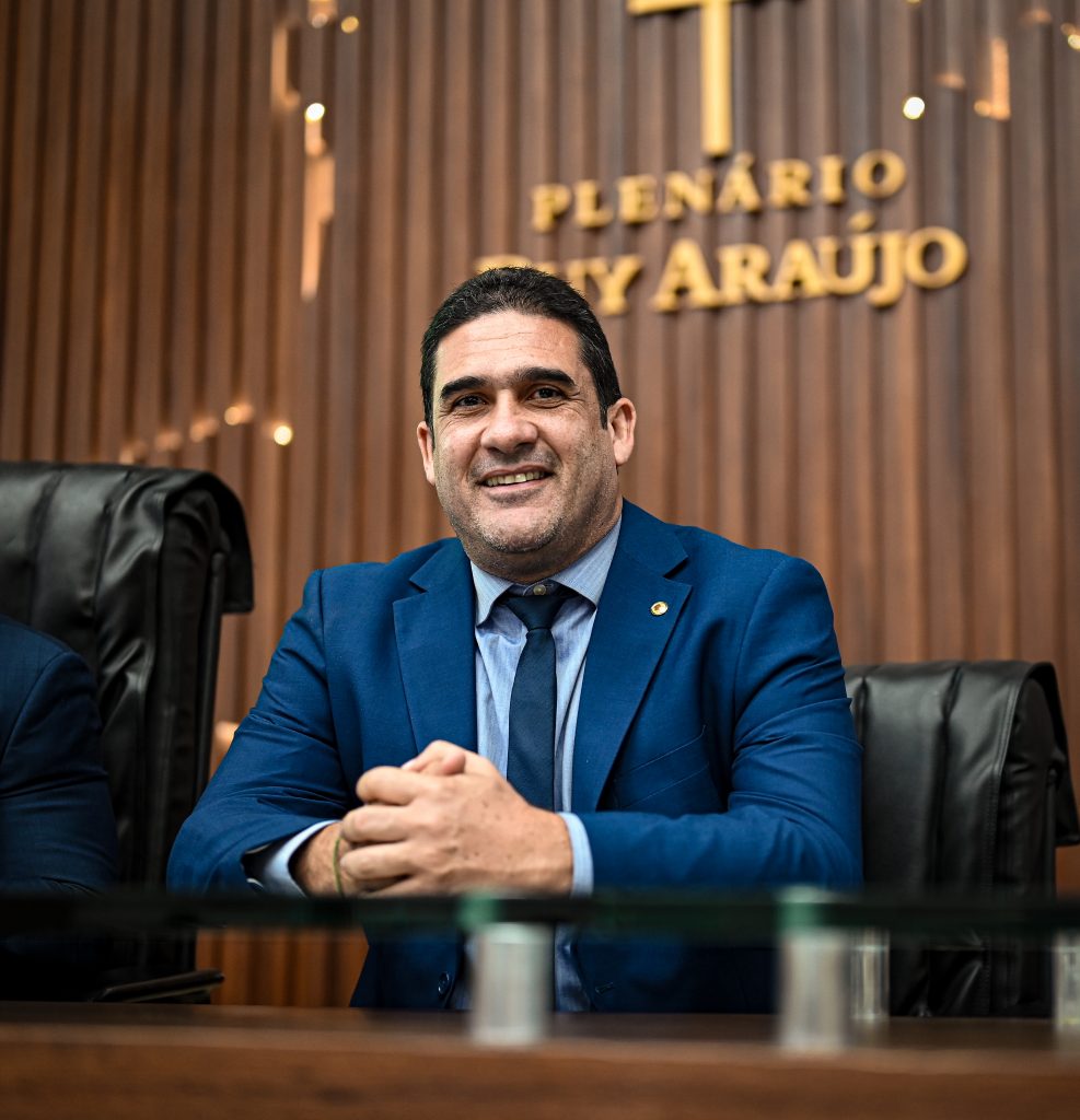 Lei do deputado Cristiano DAngelo cria o Dia estadual do Vaqueiro no Amazonas 987x1024 1