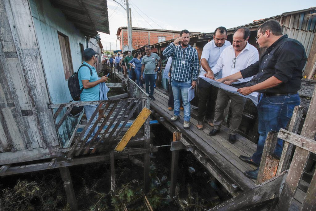 Diretoria do BID aprova operação de crédito para o Prosai Parintins 3 MISSA DO BID EM PARINTINS TIAGO CORREA UGPE 01 1024x683 1
