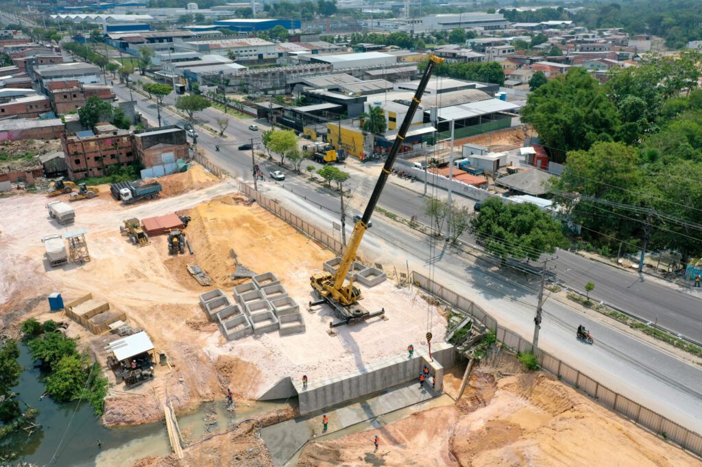 UGPE dá início às obras para construção da ponte da avenida Autaz Mirim 2 Obra Ponte da Autaz Mirim 1024x682 1