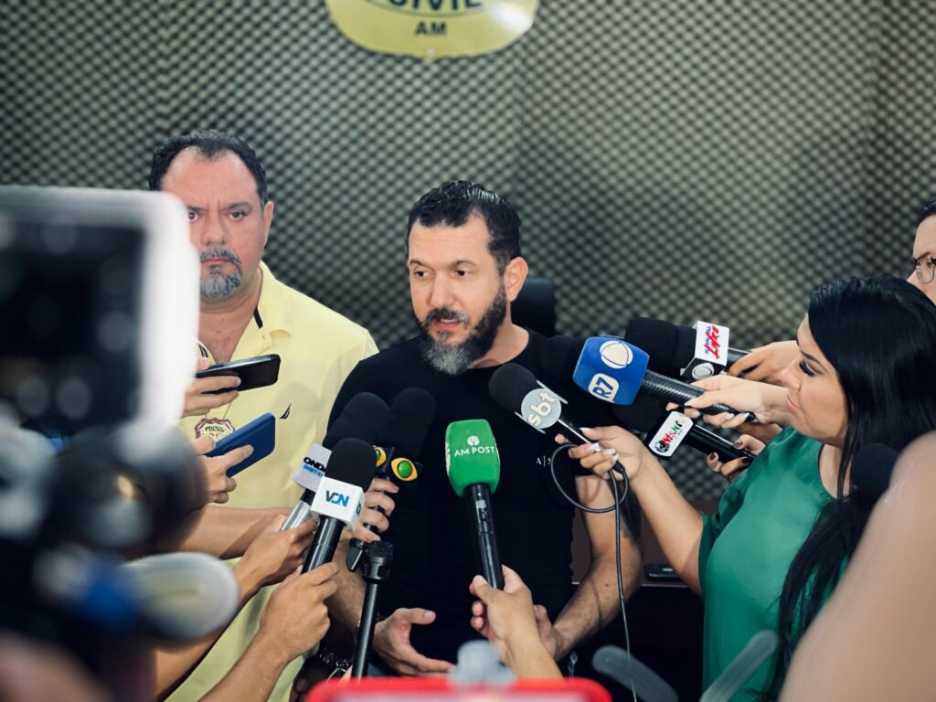 Em três dias, Polícia Civil do Amazonas prende homem por homicídio qualificado em Humaitá 2 PCAM DEL TORQUATO MOZER FOTO LYANDRA PERES 1 1 1024x768 1