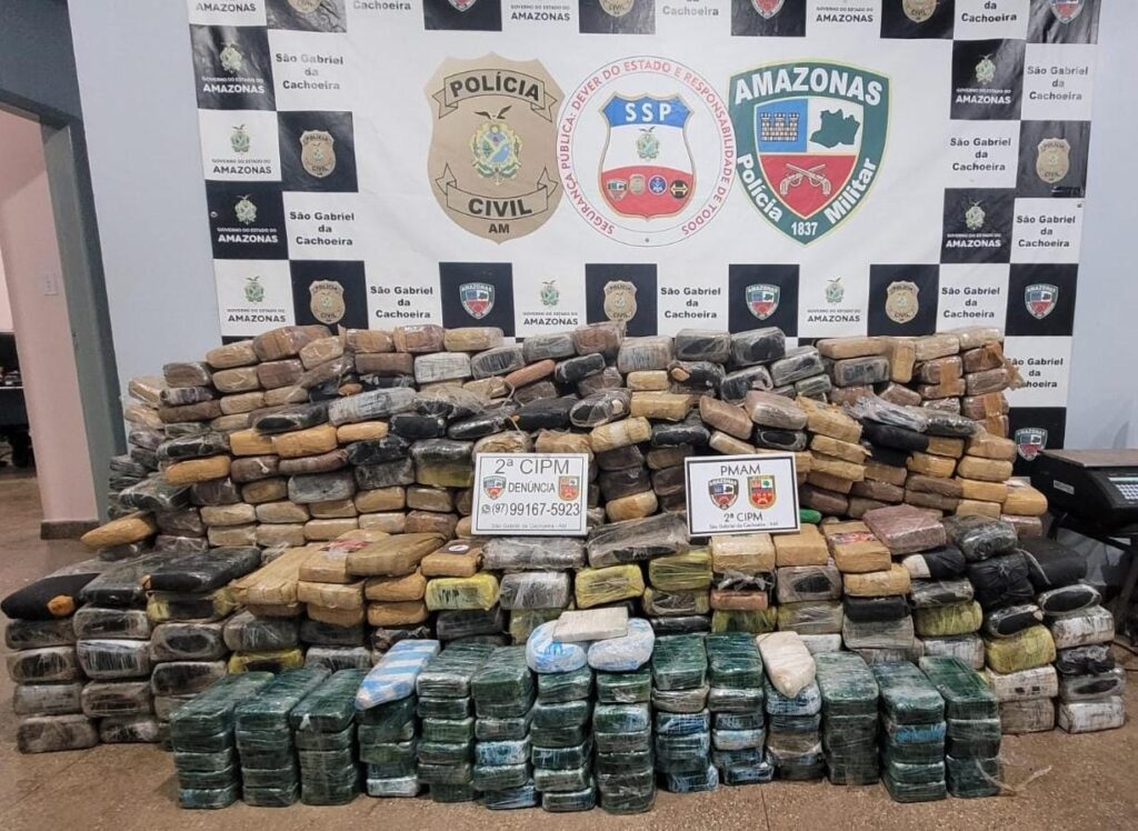 PMAM apreende mais de 21 toneladas de entorpecentes em 2023 2 PMAM APREENSOES DE DROGAS EM 2023 FOTO DIVULGACAO PMAM 2 1024x748 1