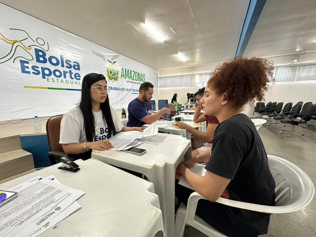 Prazo para prestação de contas dos beneficiados do Bolsa Esporte Estadual 2023 encerra dia 30 de janeiro 2 SEDEL Assinatura do beneficio FOTO Divulgacao 1024x768 1