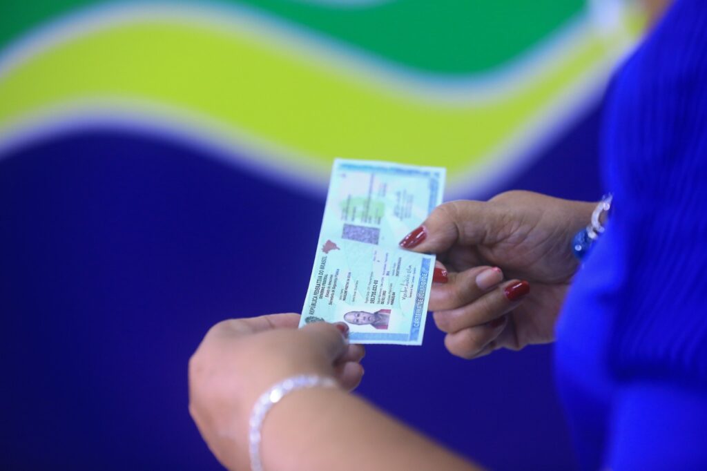 Amazonas expediu mais de 185 mil Carteiras de Identidade Nacional (CINs), em oito meses 2 SSP AM CIN FOTOS ARTHUR CASTRO SECOM 1024x682 1