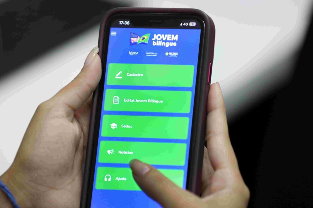 Período de inscrição para o projeto Jovem Bilíngue se encerra nesta terça-feira 2 WhatsApp Image 2024 01 30 at 13.30.13 1024x682 1