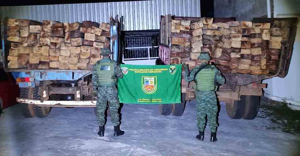 Polícia Militar do Amazonas apreende 32 metros cúbicos de madeira serrada em Manacapuru 2 WhatsApp Image 2024 01 30 at 13.32.09