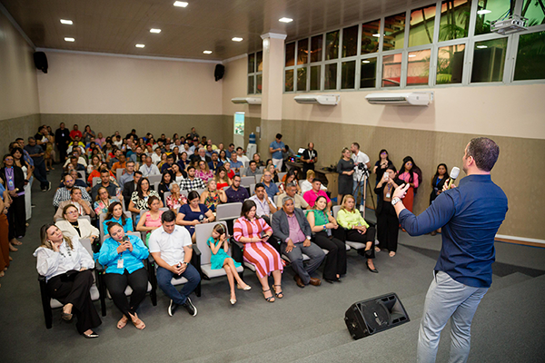 Detran Amazonas entrega premiação a profissionais e empresas da área de trânsito no Estado 2 detran premiacao 1