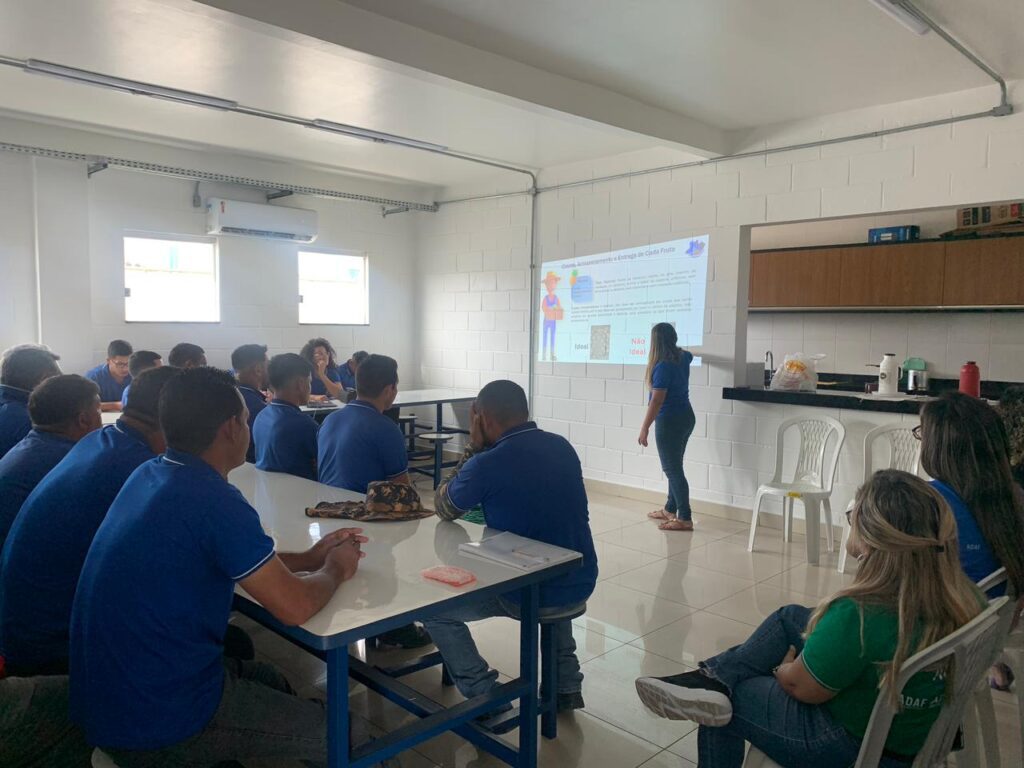 ADS realiza treinamento a equipe da empresa RR Serviços de Transporte e Navegação LTDA 3 ADS ADS realiza treinamento a equipe da empresa RR Servicos de Navegacao Cidade LTDA Foto Divulgacao ADS 1024x768 1