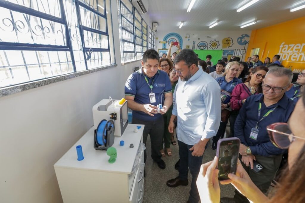 Wilson Lima abre ano letivo com ampliação do ensino bilíngue e inauguração de 32 laboratórios de robótica e ensino tecnológico 4 Ano letivo Alex Pazuello 4 1 1024x683 1
