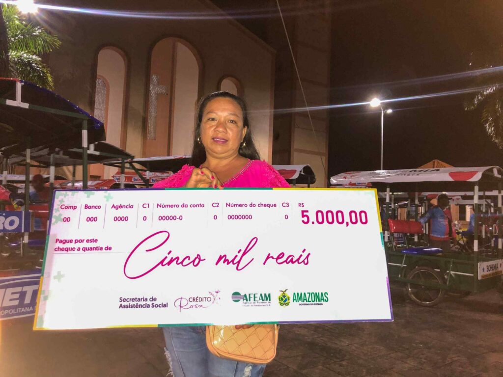Seas oferece atendimento do Crédito Rosa na segunda edição da Expo Mulher OAB-AM 3 CREDITO ROSA SEAS FOTO ARQUIVO SEAS 2 1024x768 1