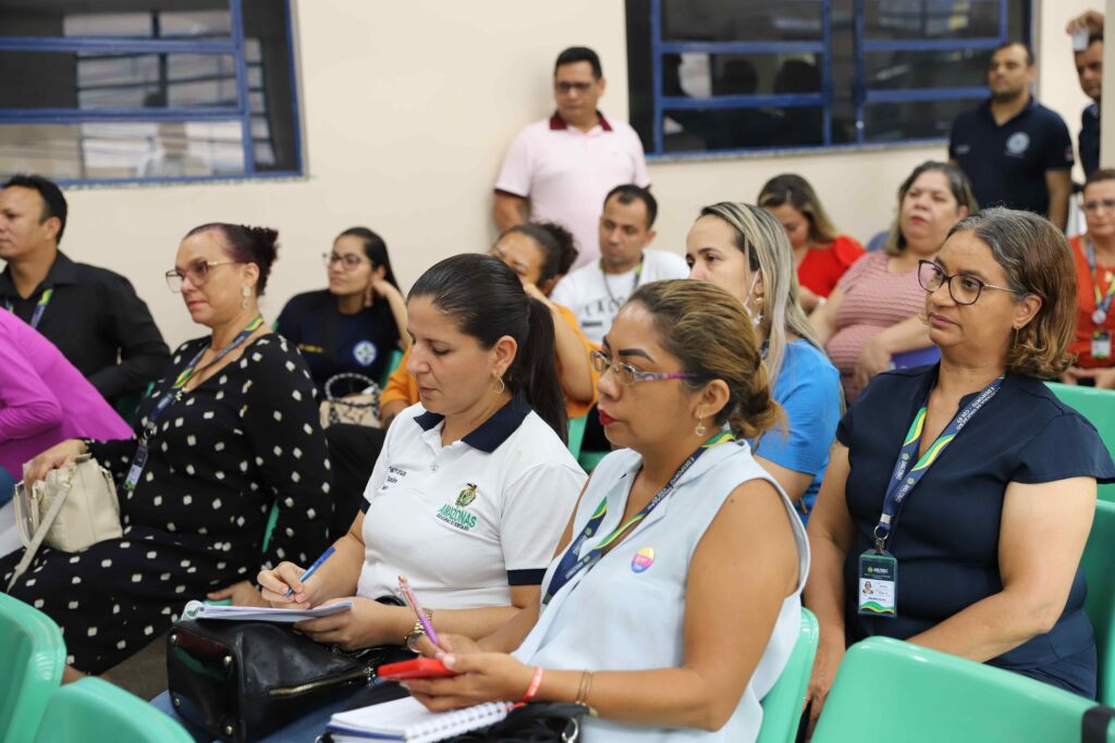 Secretaria de Educação convoca candidatos para segunda etapa do PSS de novos diretores escolares 2 Educacao Reuniao de diretores escolares Foto Eduardo Cavalcante 1 1024x683 1