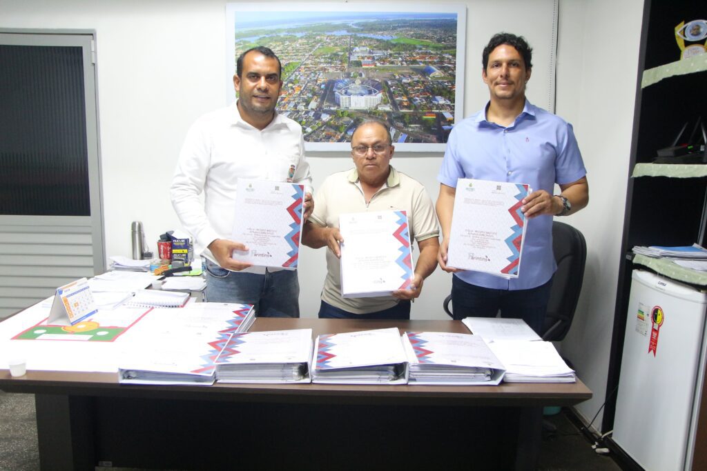 Entrega dos Projetos do Prosai 5 1024x683 1