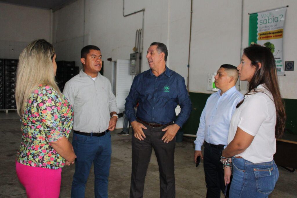Em Brasília, Sepror visita Banco de Alimentos para tratar de políticas públicas para redução de desperdício de alimentos 5 FOTO Gilvanete Costa Banco de Alimentos 02 1024x682 1