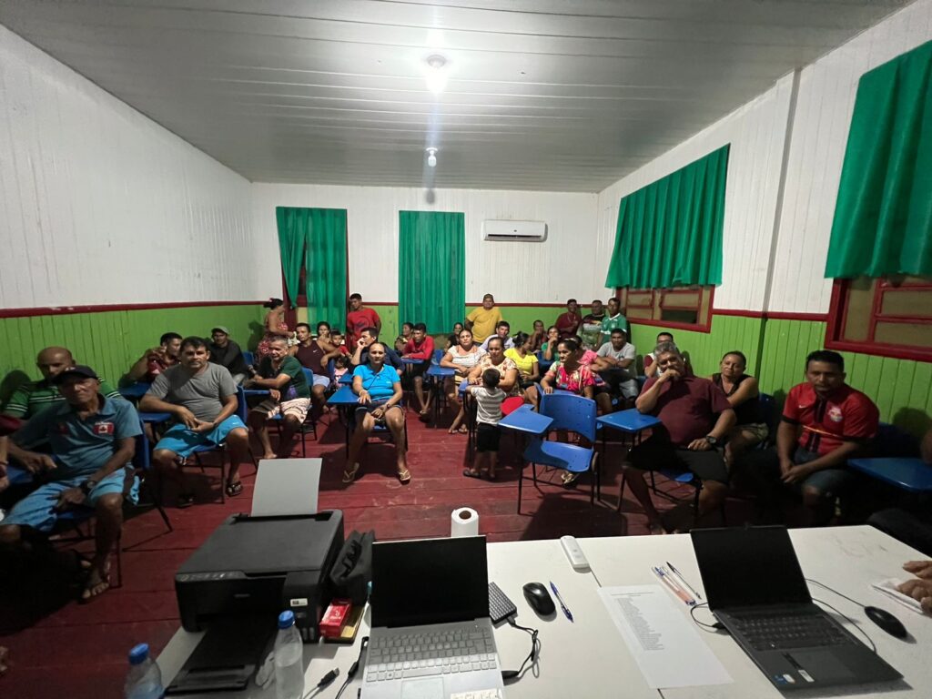 Em Anori, projetos de crédito rural elaborados pelo Idam somam quase meio milhão de reais 3 Idam Elaboracao de projetos para credito rural em Anori Fotos divulgacao 2 1024x768 1