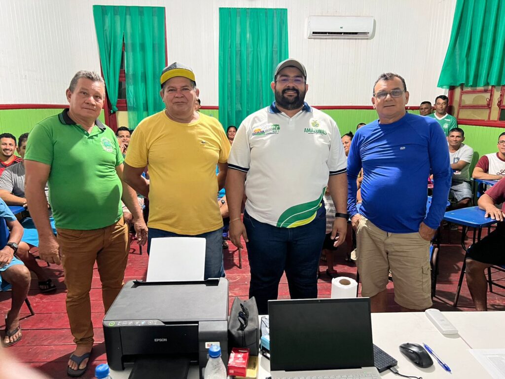 Em Anori, projetos de crédito rural elaborados pelo Idam somam quase meio milhão de reais 2 Idam Elaboracao de projetos para credito rural em Anori Fotos divulgacao 3 1024x768 1
