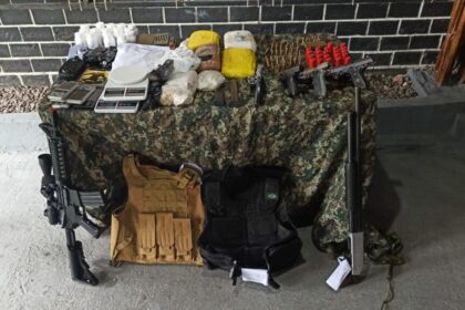 PMAM DROGAS E ARMAS APRENDIDAS EM IRANDUBA FOTO DIVULGACAO PMAM 1 1024x575 1