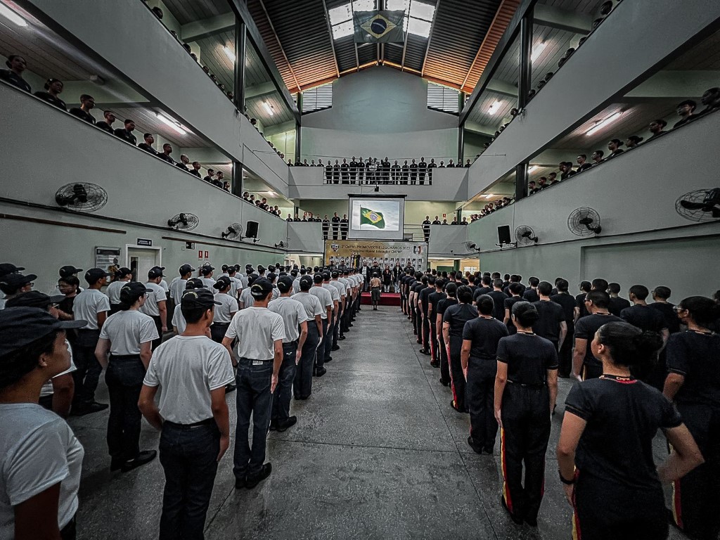 Ano letivo nos Colégios Militares da Polícia Militar do Amazonas inicia com mais de 18 mil alunos matriculados 2 PMAM INICIO DO ANO LETIVO DAS ESCOLAS CMPM FOTO DIVULGACAO PMAM