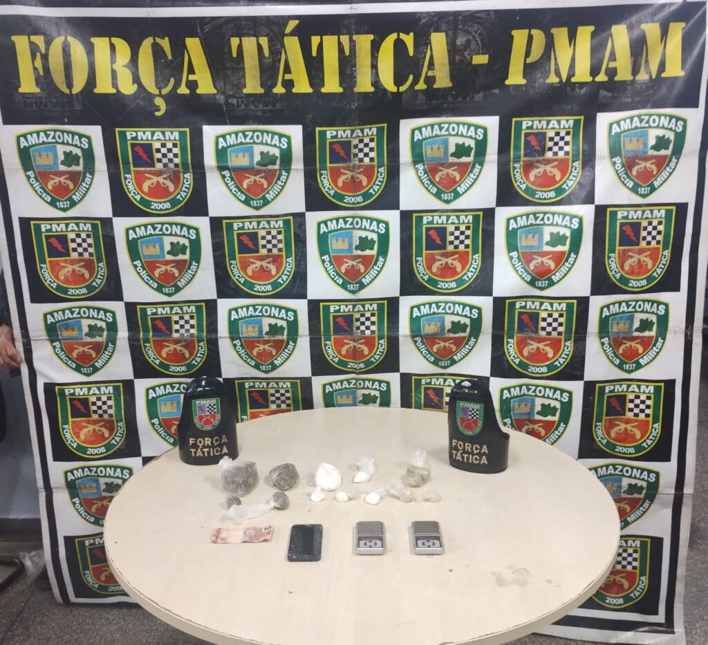 Polícia Militar do Amazonas prende duas pessoas e apreende entorpecentes 2 PMAM POLICIA MILITAR PRENDE 02 PESSOAS COM ENTORPECENTES FOTO DIVULGACAO PMAM 1024x933 1