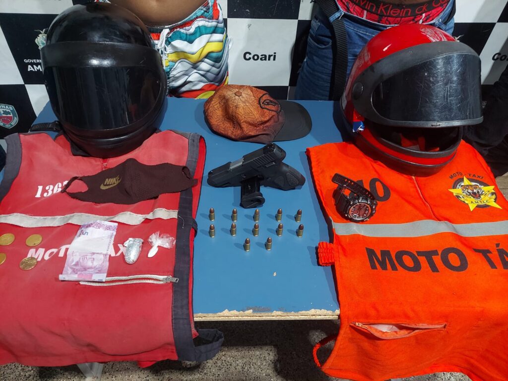 Polícia Militar do Amazonas frustra assalto e prende quatro homens em Coari 2 PMAM POLICIA MILITAR PRENDE 04 HOMENS EM COARI FOTO DIVULGACAO PMAM 1024x768 1