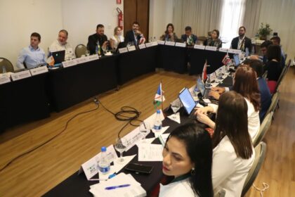 Primeiro Forum de Secretarios da Amazonia Legal do ano discute financiamentos para transicao economica e bioeconomia 1024x682 1