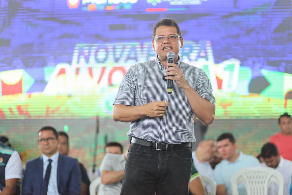Governo do Amazonas e Prefeitura de Manaus entregam feira do Alvorada I revitalizada 5 SECRETA769 RIO MARCELLUS CAMPE770 LO TIAGO CORREA UGPE02 1024x683 1