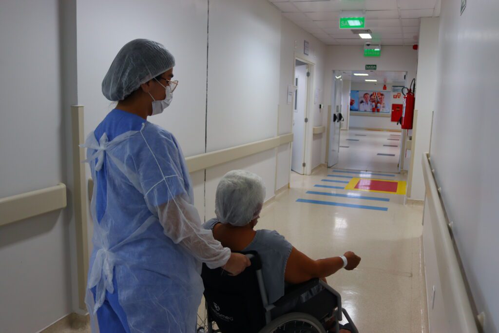 SES AM Multira771 o catarata Hospital Delphina Aziz 2 1024x683 1