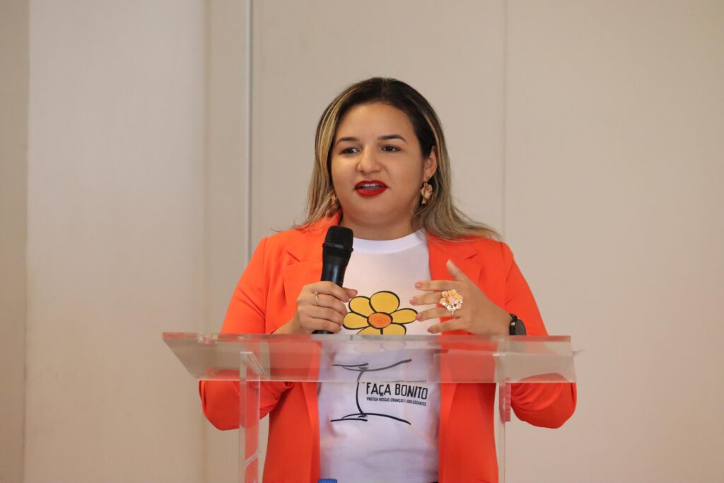 Membros do Conselho Estadual dos Direitos da Criança e do Adolescente tomam posse em Manaus 5 Secretaria Jussara Pedrosa Fotos Ygson Franca Sejusc 4 1024x683 1