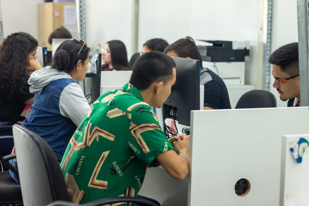 Sine Amazonas divulga 135 vagas de emprego para esta sexta-Feira 2 Setemp Atendimento 2 1 1024x683 1
