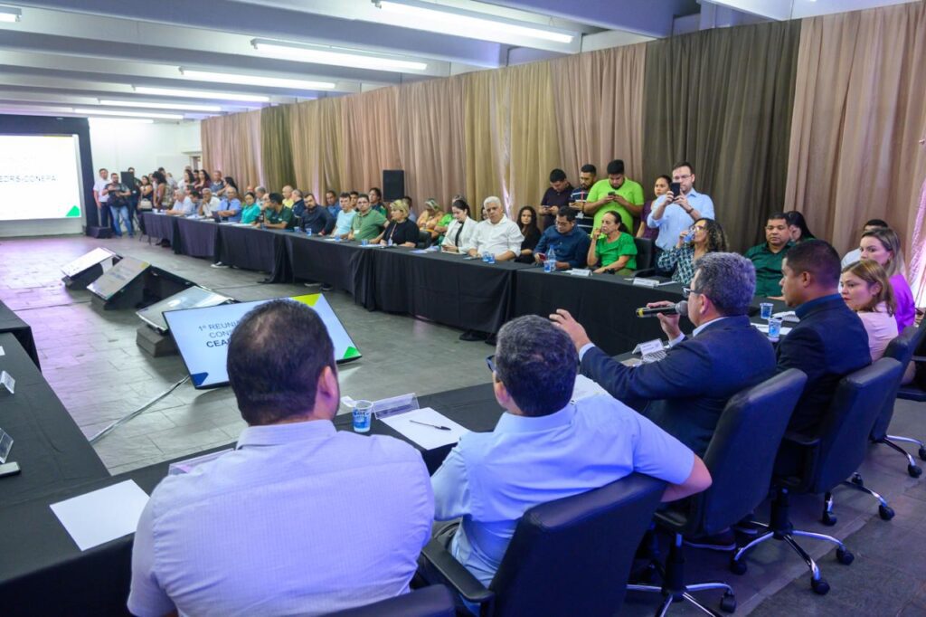 Tadeu de Souza abre reuniao conjunta na Sepror 01 Foto Ricardo Machado SGVG 1024x682 1