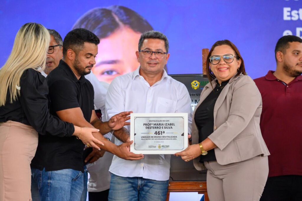 Tadeu de Souza entrega 461 escola revitalizada em Iranduba 02 Foto Ricardo Machado SGVG 1024x682 1
