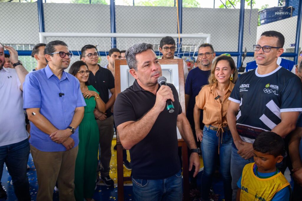 Governo do Amazonas entrega Espaço de Lazer e Convivência idealizado em conjunto com moradores da Aparecida 3 Tadeu de Souza entrega Espac807 o de Lazer na Aparecida 02 Foto Ricardo Machado SGVG 1024x682 1
