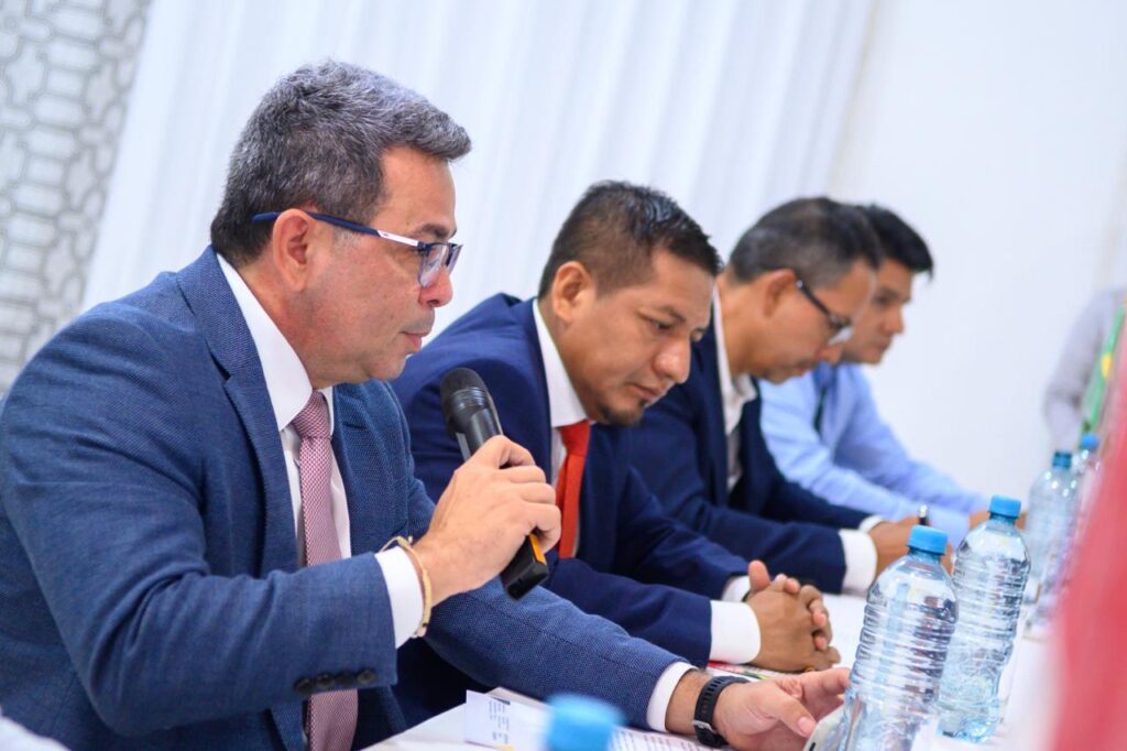 No Peru, Governo do Amazonas articula novas oportunidades de negócios e parcerias estratégicas 2 Tadeu de Souza evenro Brasil Peru 01 Foto Ricardo Machado SGVG 1024x682 1