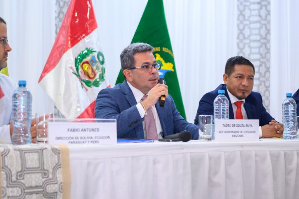 No Peru, Governo do Amazonas articula novas oportunidades de negócios e parcerias estratégicas 3 Tadeu de Souza evenro Brasil Peru 02 Foto Ricardo Machado SGVG 1024x682 1
