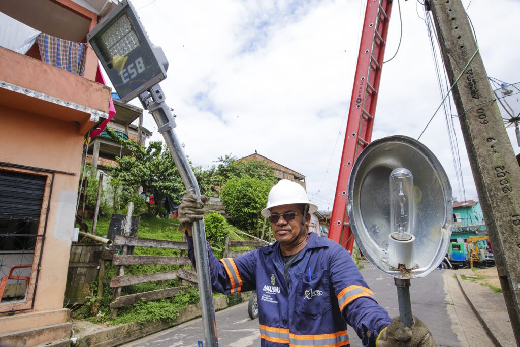 Governo do Estado implanta o Ilumina+ Amazonas em Pauini, Canutama, Guajará e Ipixuna 3 UGPE ILUMINAAMAZONAS TEFE02 TIAGO CORREA UGPE 1024x683 1