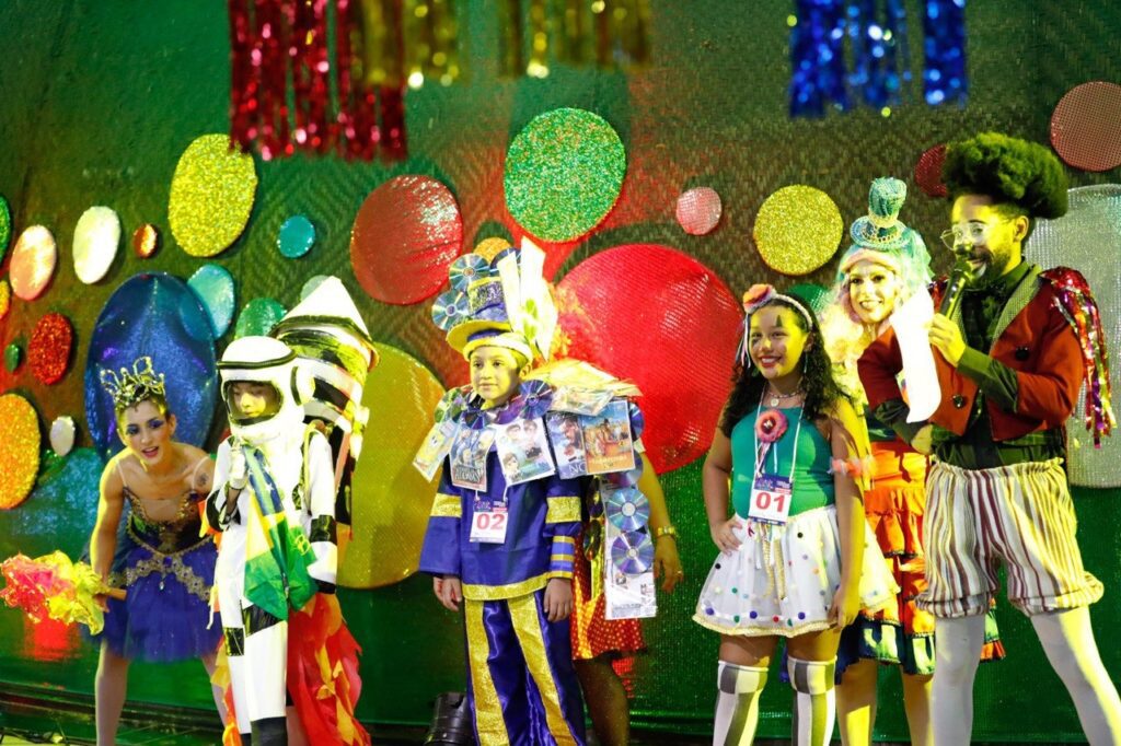 cultura desfile de fantasias divulgacao 02 1024x682 1