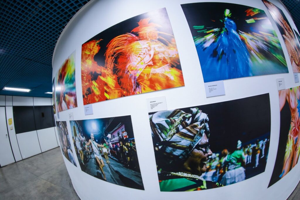 Exposição exalta a ‘Alegria à Flor da Pele’ do Carnaval nas ruas de Manaus 2 cultura exposicao alegria flor da pele marcely gomes 03 1024x683 1