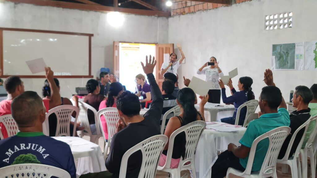 RDS do Juma aprova novo Plano de Gestão com benefício para 480 famílias 2 01 RDS do Juma ganhara novo plano de gestao apos 14 anos Foto Noir Miranda Sema 1024x576 1