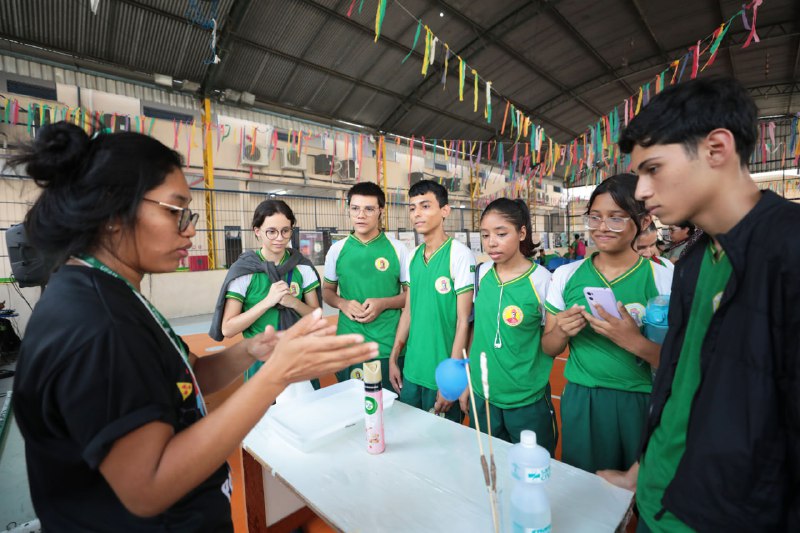 FAPEAM está com inscrições abertas para programas de apoio a eventos científicos na capital e no interior do Amazonas 3 10.10.23 Experiencias e vivencias II Mostra Cientifica e Cultural da Escola Estadual Angelo Ramazzotti Foto Nathalie Brasil 1