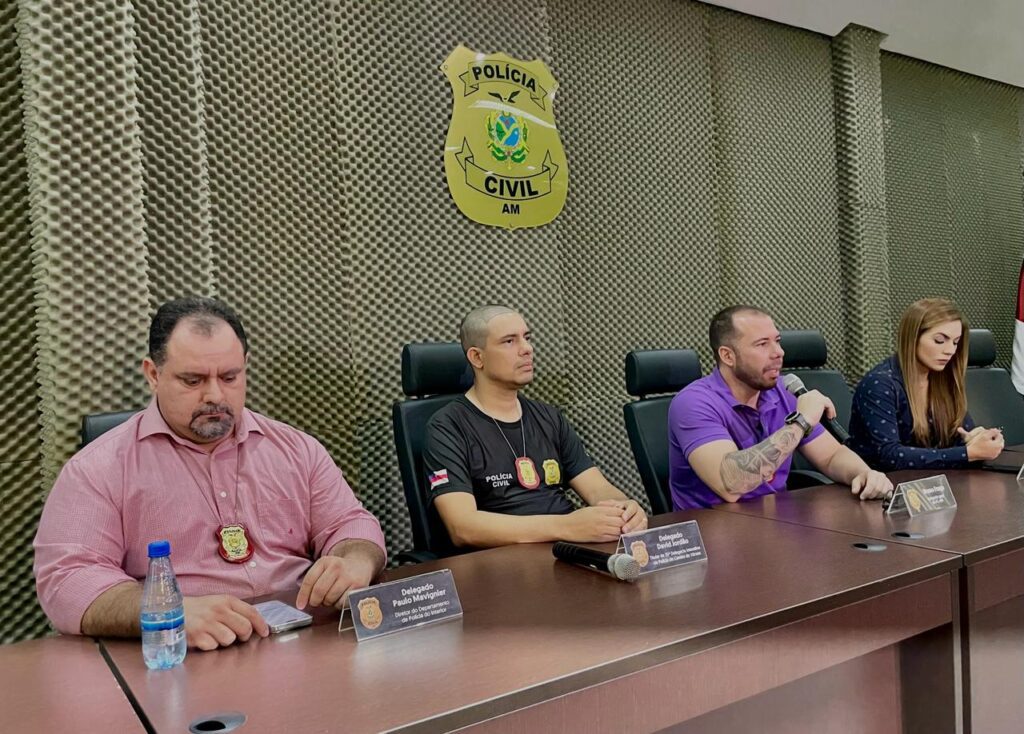 Pai, avô e tio são presos pela PC-AM suspeitos de abusar sexualmente de criança em Careiro da Várzea 2 COLETIVA CAREIRO DA VARZEA FOTOS ERLON RODRIGUES 3 1024x734 1