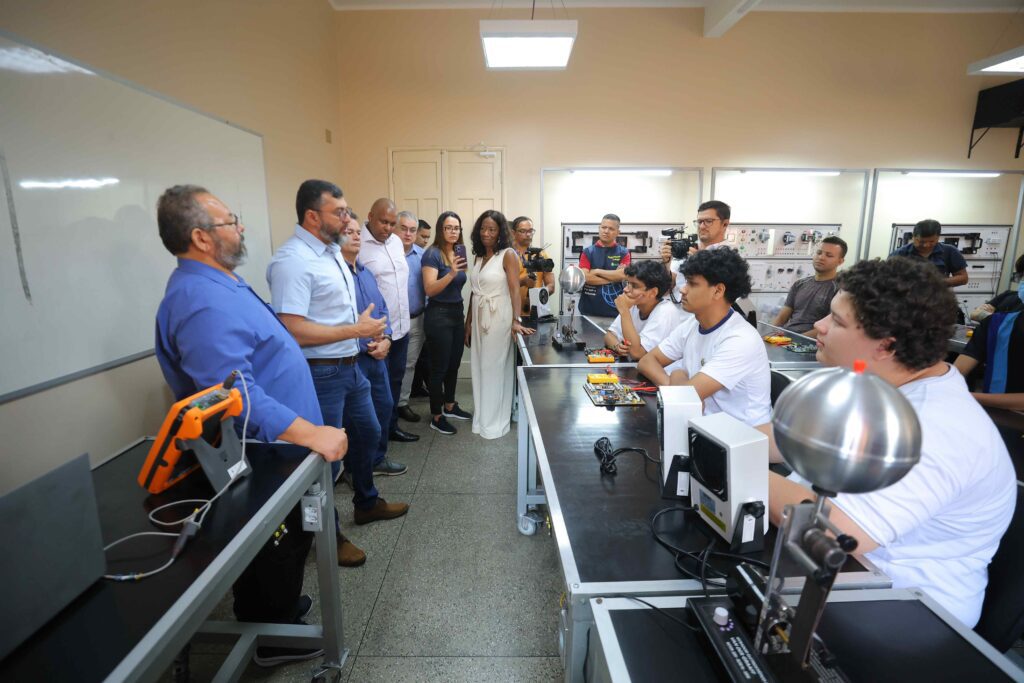 Wilson Lima abre ano letivo para mais de 40 mil alunos do Cetam e destaca avanço na qualificação para novos mercados 5 Cetam Foto Diego Peres 2 1024x683 1
