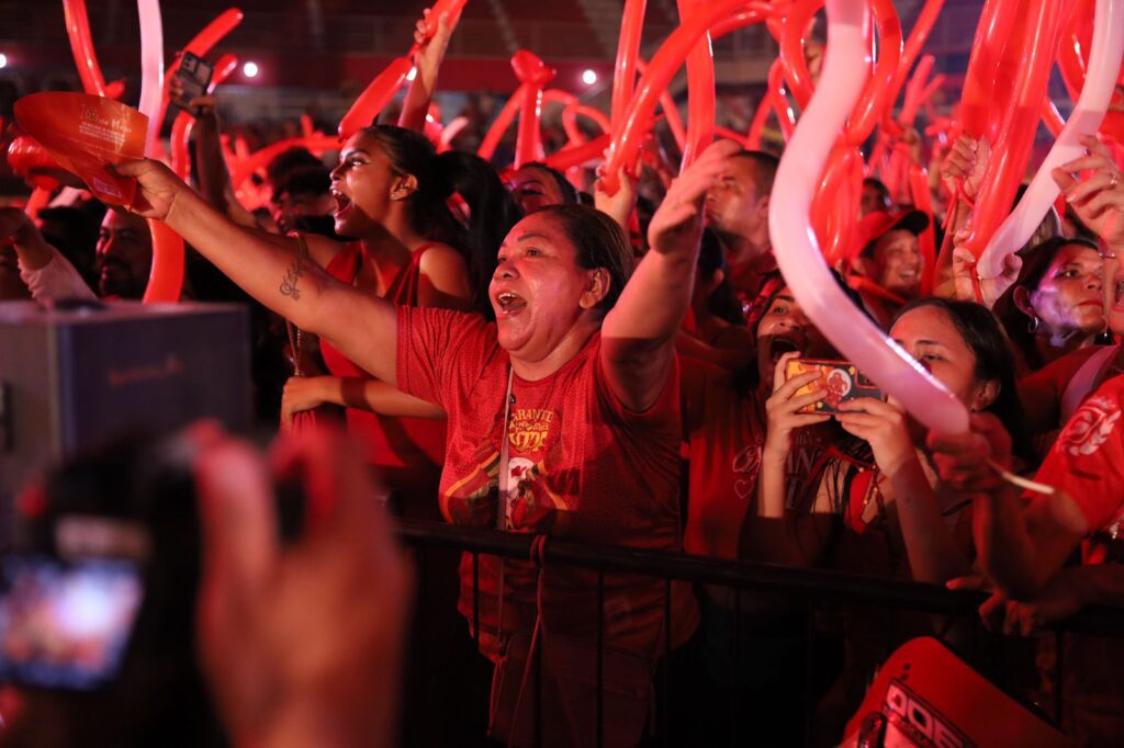 Noite de Caprichoso e Garantido confirma o sucesso do lançamento do 57º Festival de Parintins, no Bumbódromo 3 Cultura Personagem Nete Garantido Eduardo Melo 1024x682 1