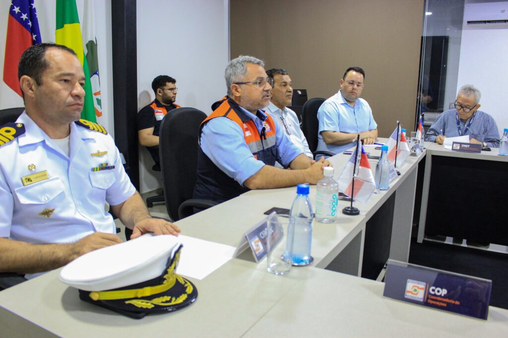 Defesa Civil do Amazonas alerta setores público e privado do estado para possível estiagem em 2024 4 DEFESA CIVIL AM REUNIAO PROGNOSTICO ESTIAGEM MARCO FOTOS MYLENA MATOS 1 1024x682 1